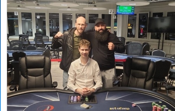 20000 Pot im Friday Freezeout